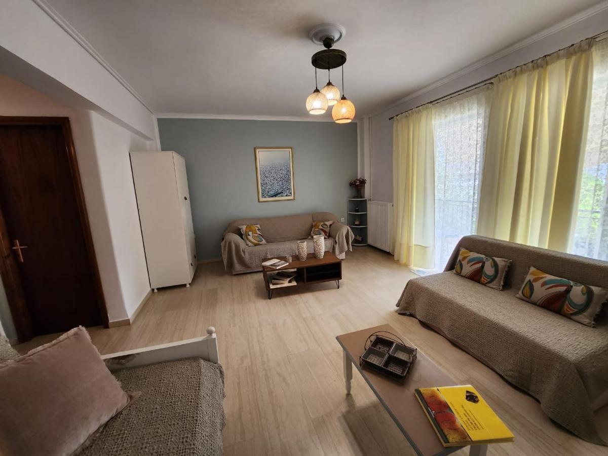 Queen Aspri Apartment 3' Min To The Beach! Antikyra Exterior photo