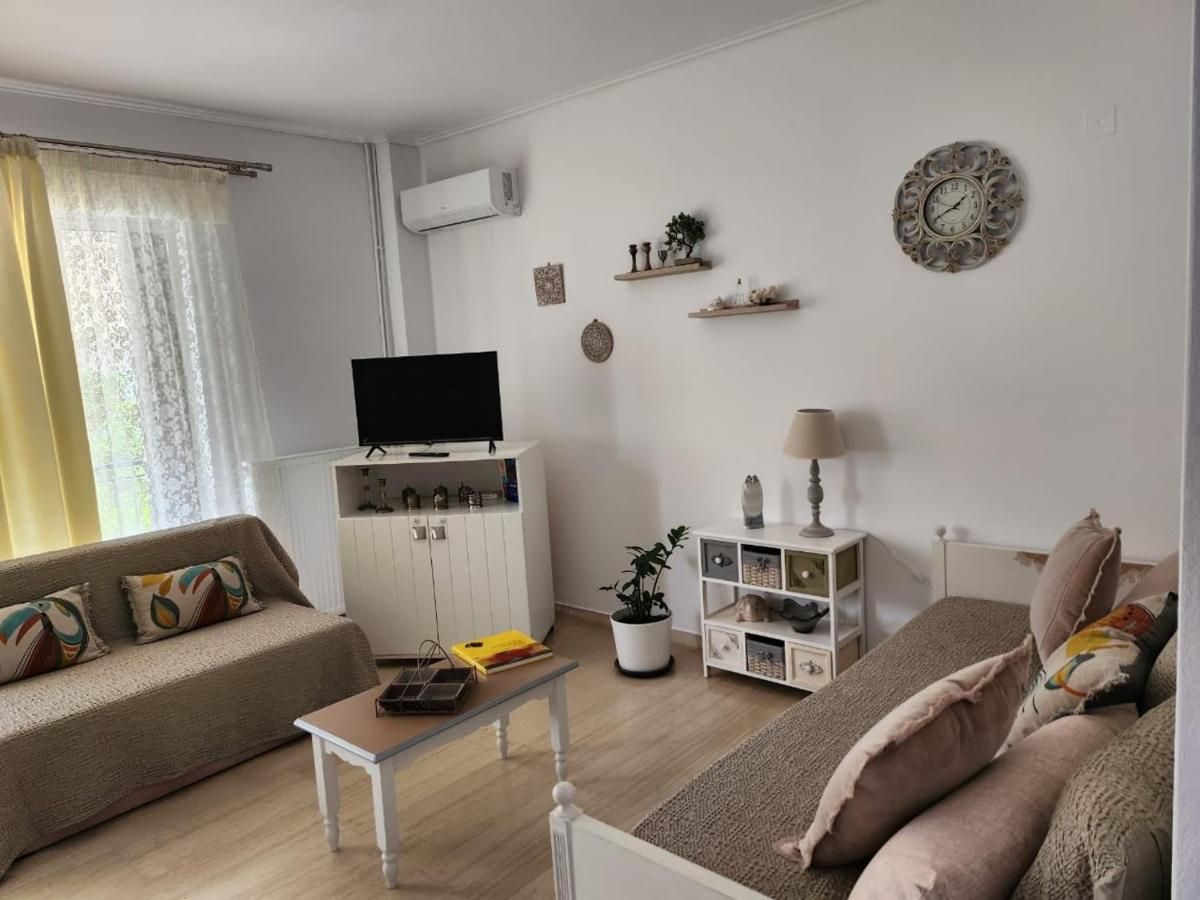 Queen Aspri Apartment 3' Min To The Beach! Antikyra Exterior photo